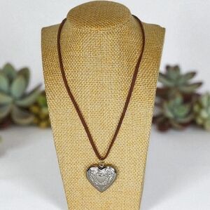 Stainless Steel Silver Heart Locket Cord Medallion Necklace Coquette Girl LES